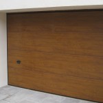 Puerta seccional garaje imitación madera